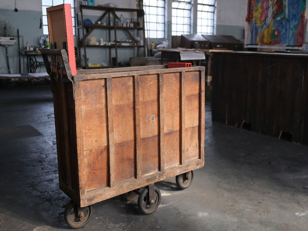  Tudo acontece, tudo  engraado- Art residency at Viarco Fbrica Portuguesa do Lpis